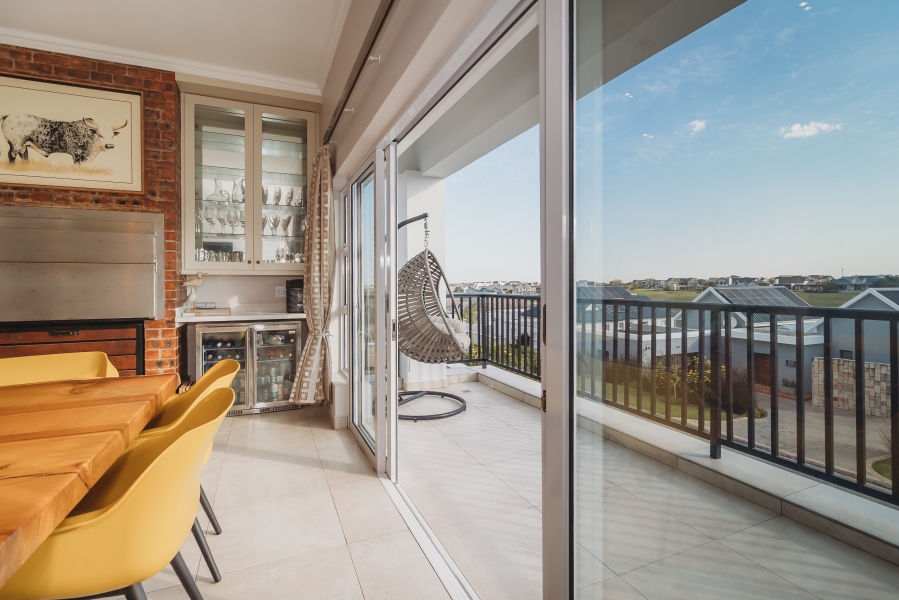 4 Bedroom Property for Sale in Kingswood Golf Estate Western Cape